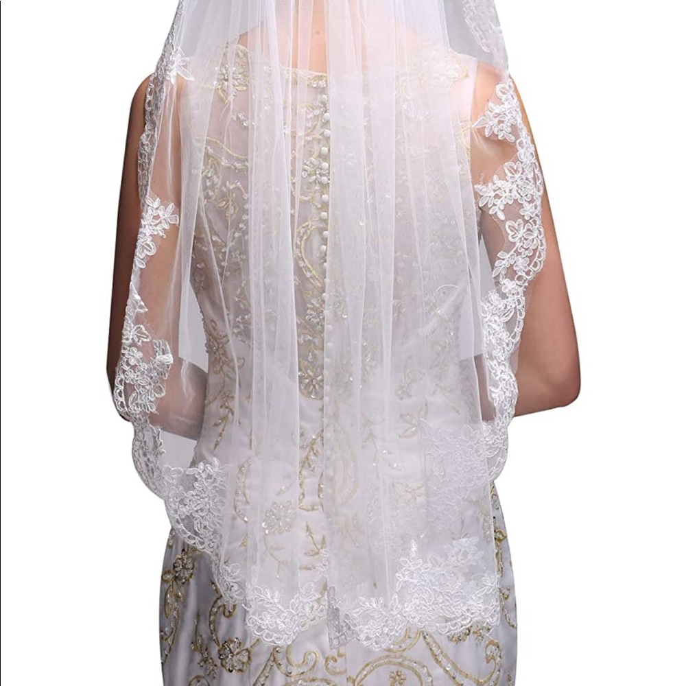 Bridal vail (white)